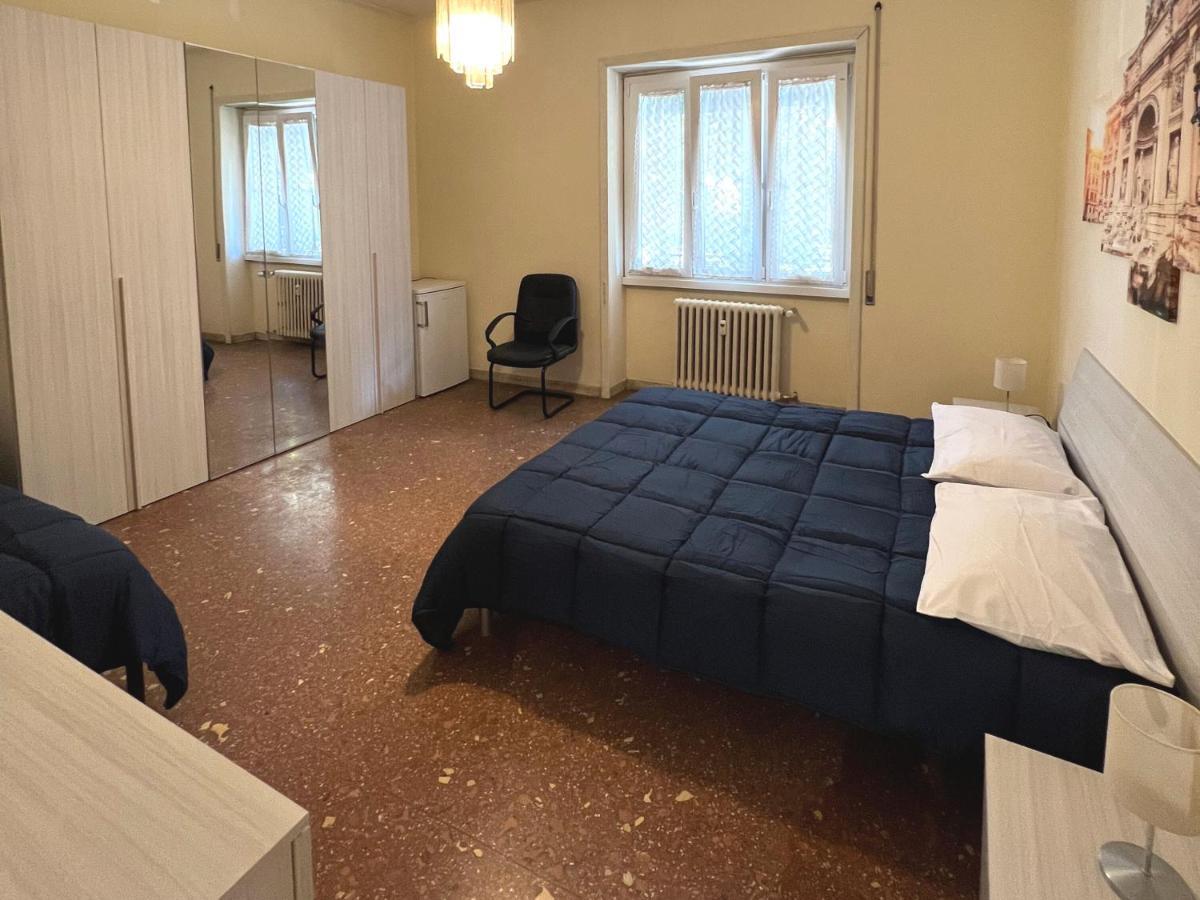 Apartmán Palazzo Senesi Řím Exteriér fotografie
