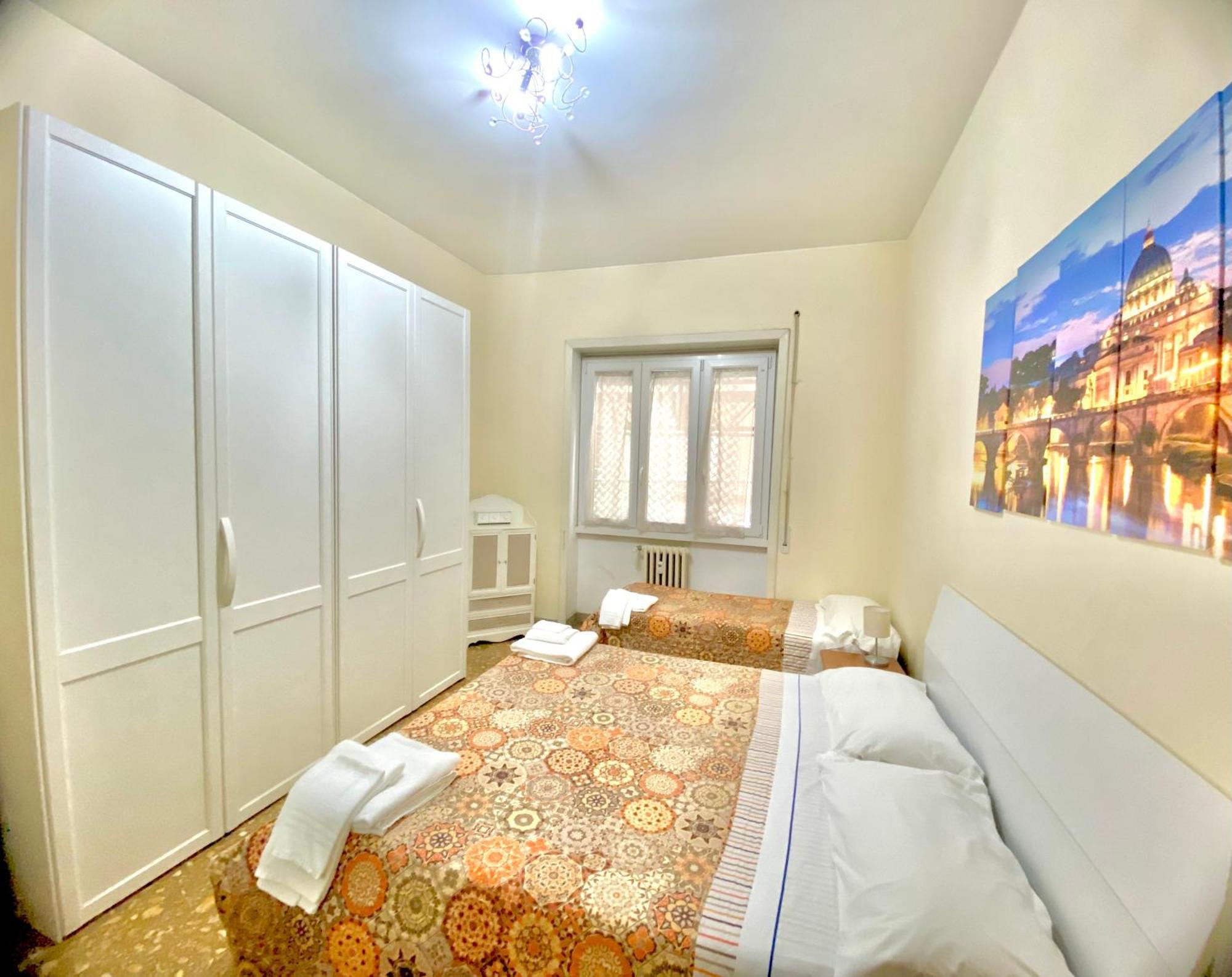 Apartmán Palazzo Senesi Řím Exteriér fotografie